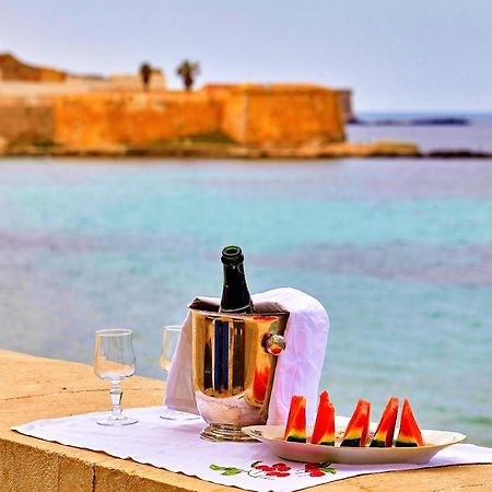 Be Mediterraneo, In Centro Sul Mare - In The Center Beach Front - 80 Mq トラーパニ エクステリア 写真