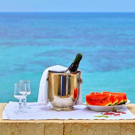 Be Mediterraneo, In Centro Sul Mare - In The Center Beach Front - 80 Mq トラーパニ エクステリア 写真