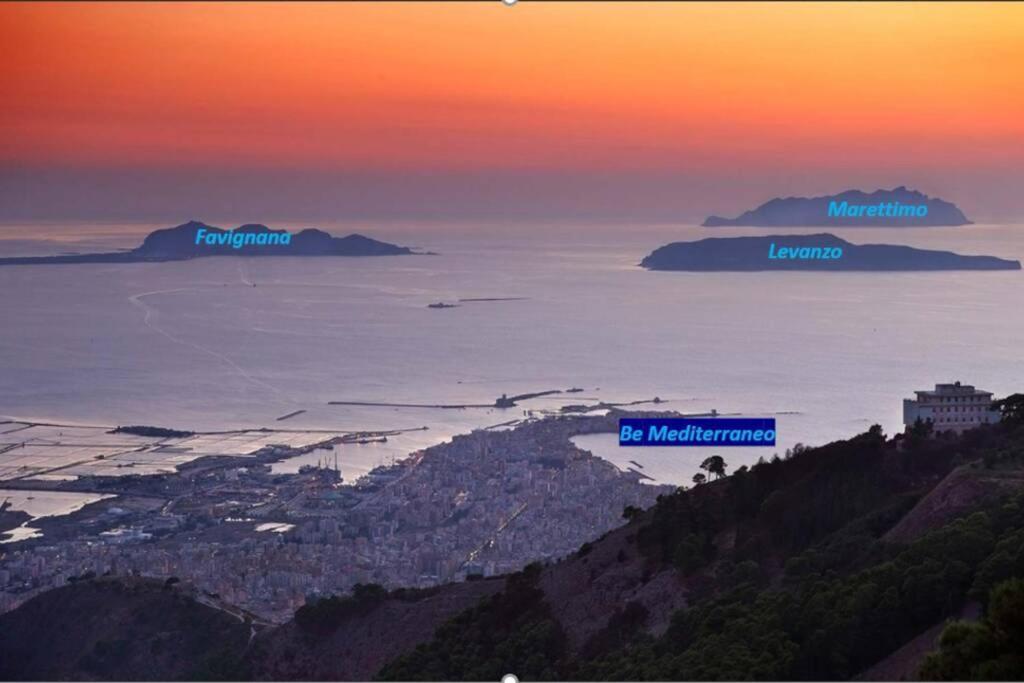 Be Mediterraneo, In Centro Sul Mare - In The Center Beach Front - 80 Mq トラーパニ エクステリア 写真